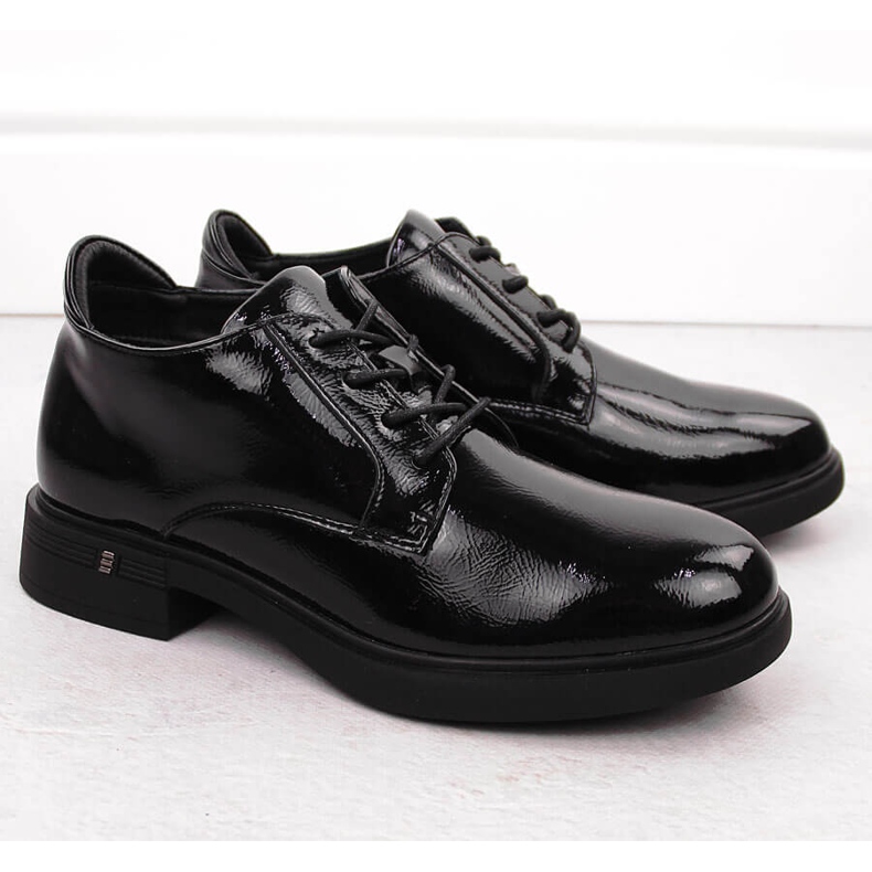 Bottines femme en cuir verni noir Vinceza 58413 le noir 2 Bottines femme en cuir verni noir Vinceza 58413 le noir 2