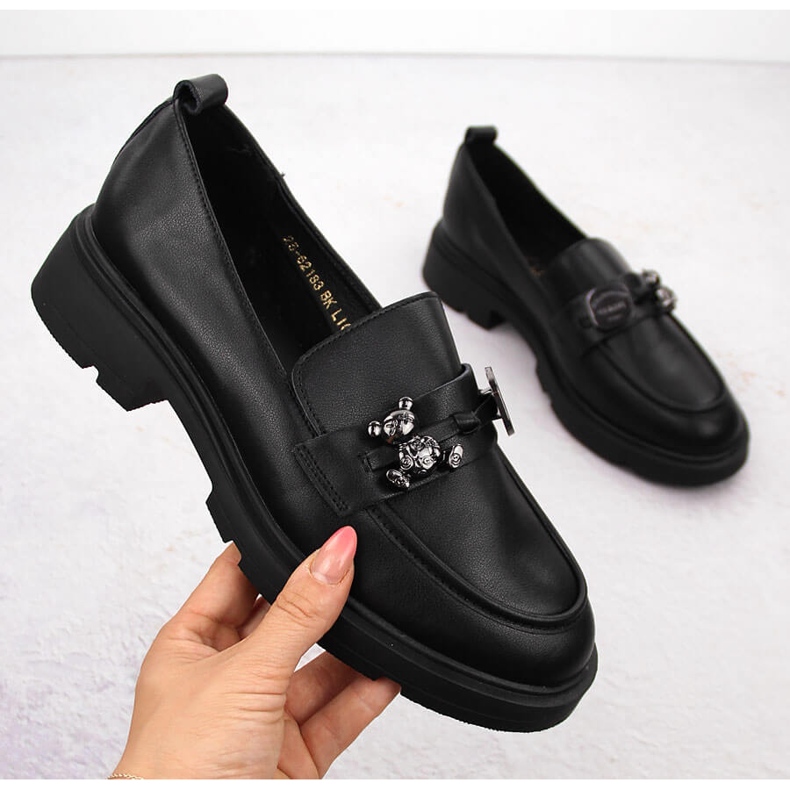 Mocassins femme en cuir avec décoration, noir Vinceza 62183 1