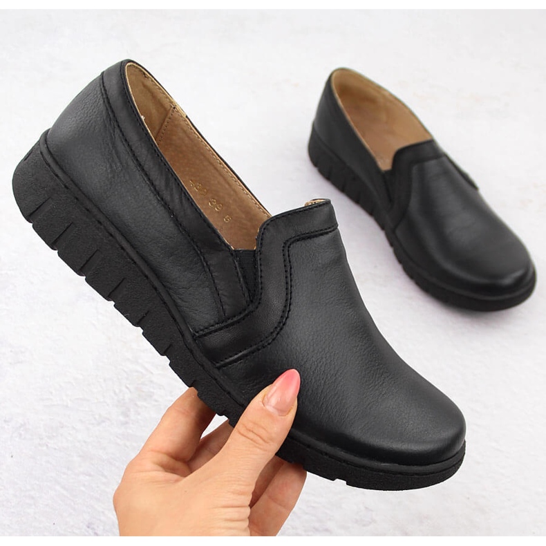 Chaussures femme confortables en cuir noir Helios 430 1