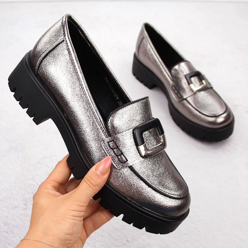 Mocassins pour femmes avec décoration argentée métallisée Potocki 12420 1