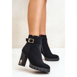 Bottines femme isolées à boucle dorée, noir Taitra 2