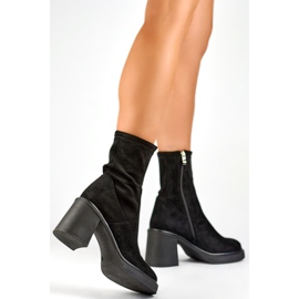 Bottes serrées en daim avec un talon confortable et une tige flexible le noir 2