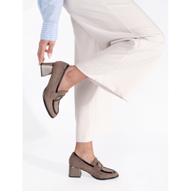 Chaussures beiges en daim à talon épais 2