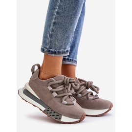 Baskets en daim pour femmes sur la plateforme avec laçage épais Artiker 54C1463 gris 1