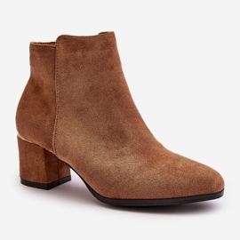 Bottines à talons hauts en daim écologique fermées par une fermeture éclair Sairis camel brun 4