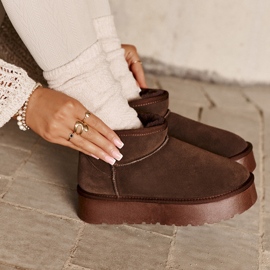 Bottes de neige Nucca basses en daim marron à la mode brun 10