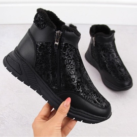 Bottines femme en cuir noir à fleurs T.Sokolski Z24-329 1