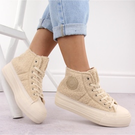 Baskets isolées en peau de mouton beige Big Star OO274A444 1