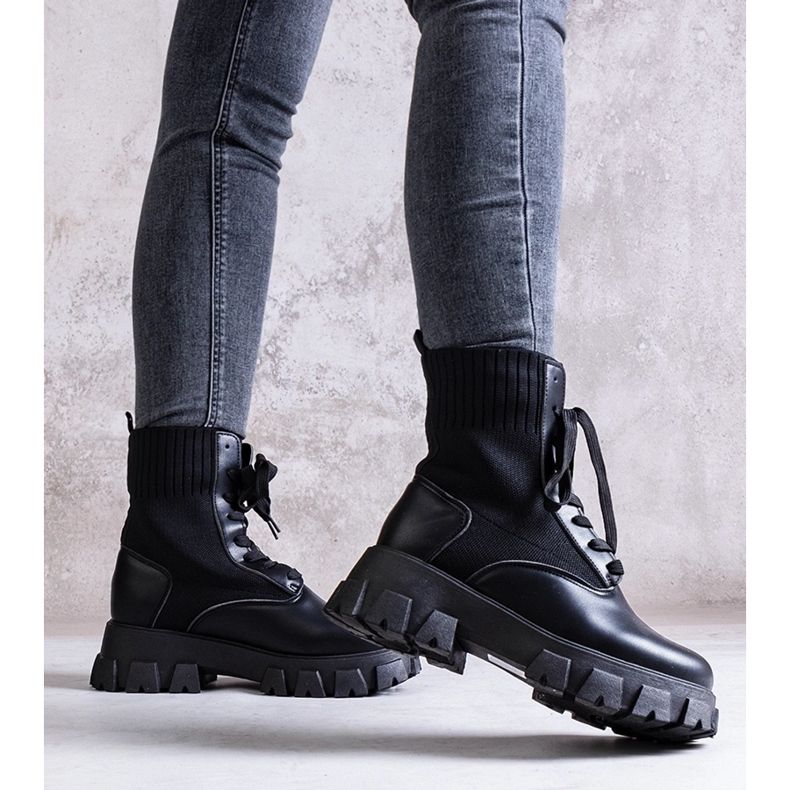 Bottines noires à tige souple par Zogba le noir 1