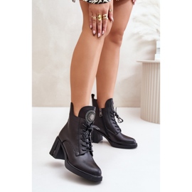 Bottines isolées à talons hauts massifs, cuir naturel, noir Vinceza 66676 2
