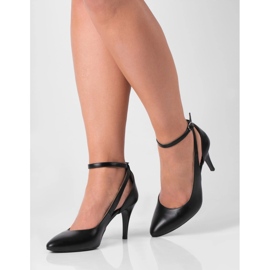 BUTDAM Talons hauts de danse Livia avec bride noire autour de la cheville 1