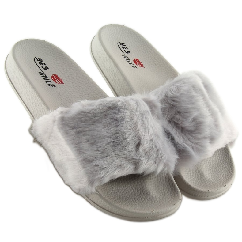 Chaussons gris avec fourrure zy383-007-3 gris 2 Chaussons gris avec fourrure zy383-007-3 gris 2