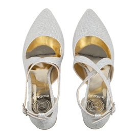 BUTDAM Chaussures de mariage à talons bas et brides Alba à paillettes argentées 1