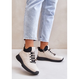 Chaussures de sport isolées en cuir avec fermeture éclair Artiker 55C0038 Beige 2 Chaussures de sport isolées en cuir avec fermeture éclair Artiker 55C0038 Beige 2