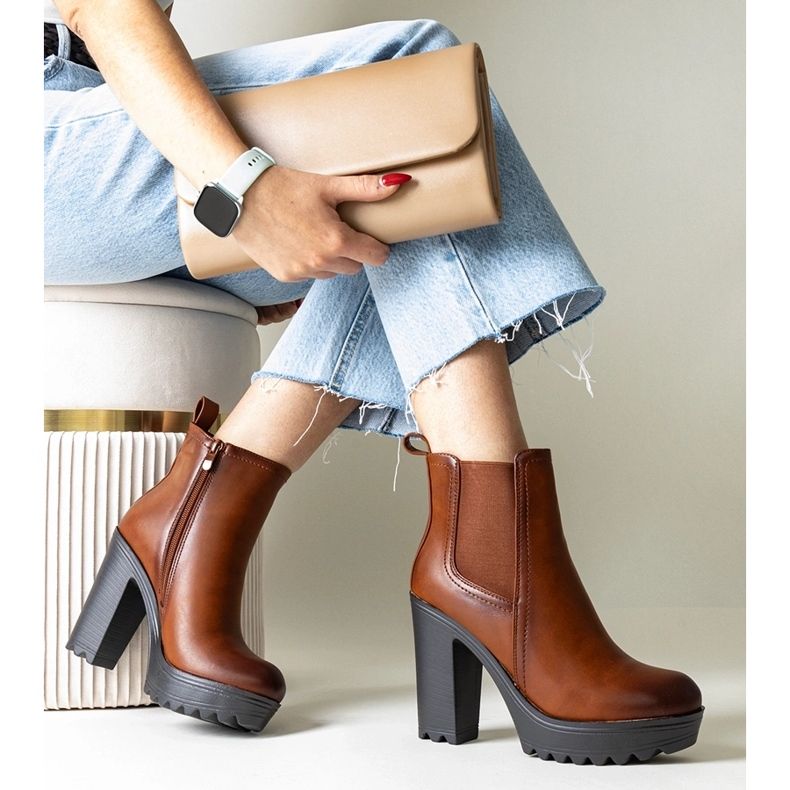 Bottines marron à talon haut de Maladi brun 1