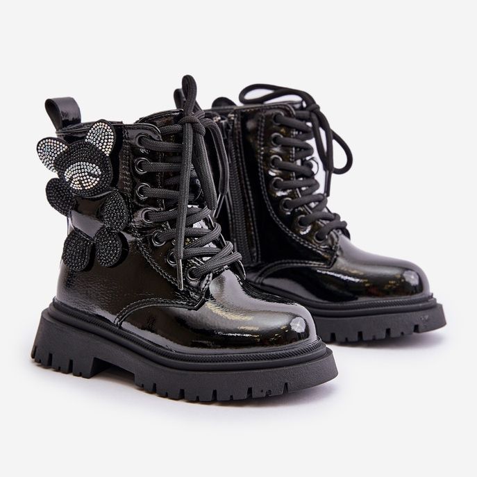 Bottines fille isolées avec ours en peluche et fermeture éclair, noir vernis Relobia 1