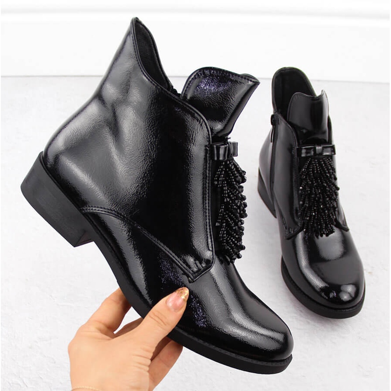 Bottines femme en cuir verni avec perles, noir S.Barski le noir 1