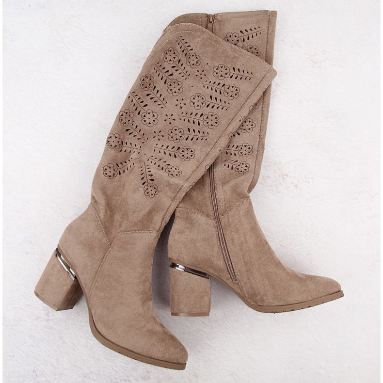 Bottines à talons hauts ajourées beiges pour femme Vinceza 16482 1 Bottines à talons hauts ajourées beiges pour femme Vinceza 16482 1