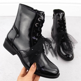 Bottines en cuir verni noir avec nœud par S.Barski 1