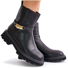 Bottes en cuir pour femmes avec une sangle isolée GOE OO2N4150 noir le noir 9
