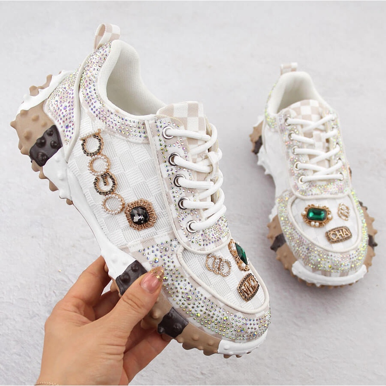 Chaussures femme richement décorées de zircons, blanc Potocki 16324 1