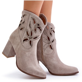 Lewski Shoes Bottines Ajourées en Daim Lewski 3629 Cappucino beige 10