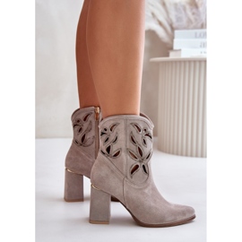 Lewski Shoes Bottines Ajourées en Daim Lewski 3629 Cappucino beige 5