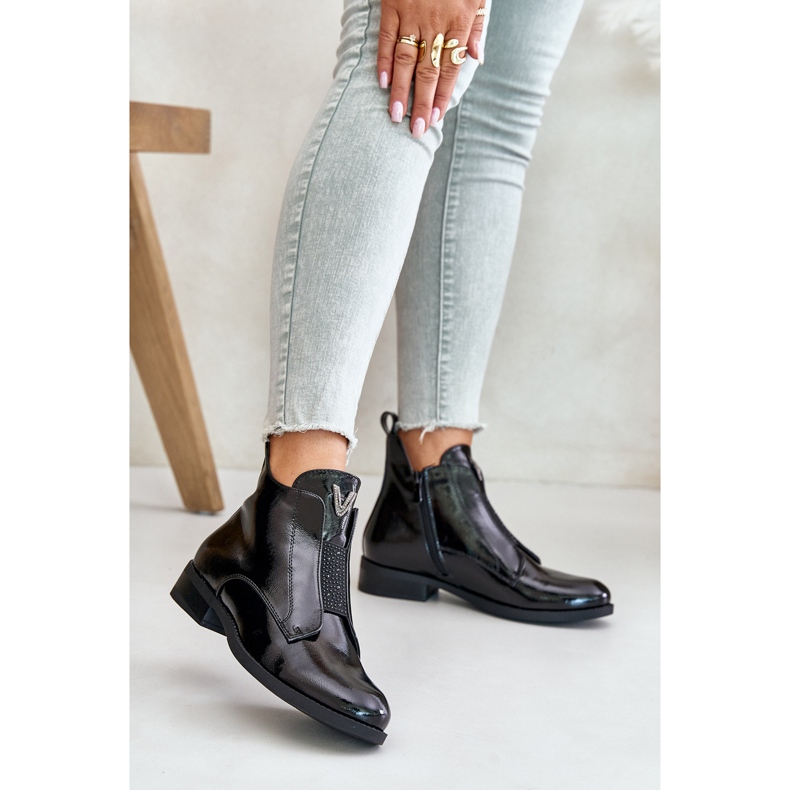 Bottines basses femme en cuir verni à talons plats, noir chaud S.Barski HY42-120 Noir le noir 2 Bottines basses femme en cuir verni à talons plats, noir chaud S.Barski HY42-120 Noir le noir 2