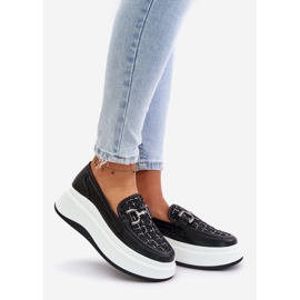 Mocassins en cuir pour femmes sur la plateforme avec décoration Vinceza 89105 noir 1
