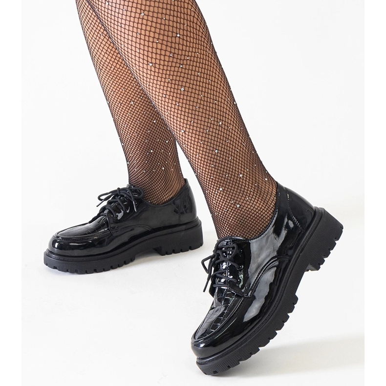 Chaussures vernies à lacets décontractées noires par Eduardana le noir 1