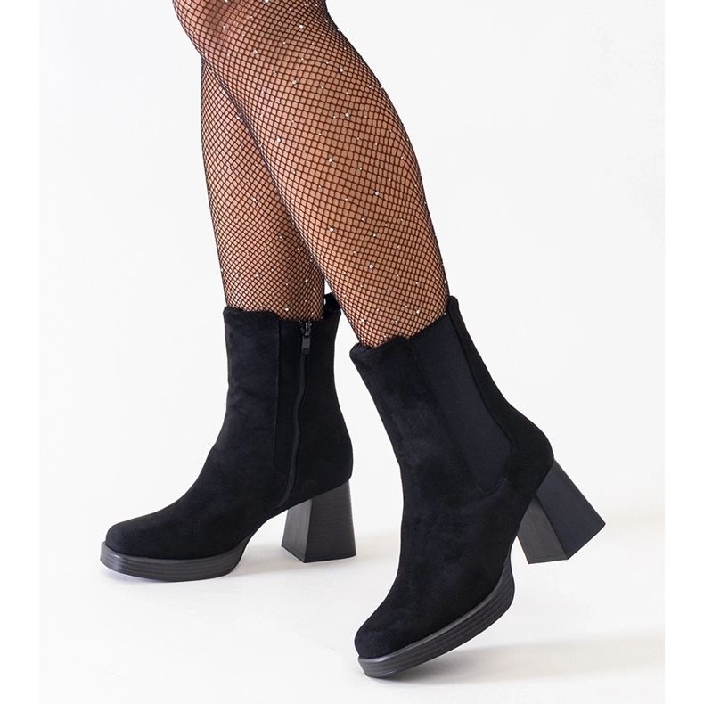 Bottines noires à bout carré sur talon, éco-daim Hesca le noir 1