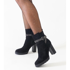 Bottines à talons hauts noires ornées de strass en éco-daim Shaliba le noir 1