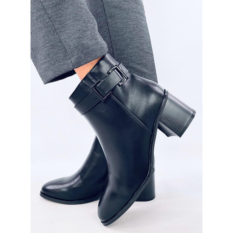 Bottes à talons Dolores noires 1