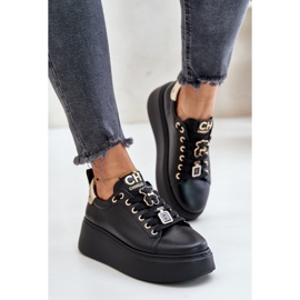 Baskets en cuir pour femmes avec épingles sur la plateforme CheBello 4596 noir le noir 2