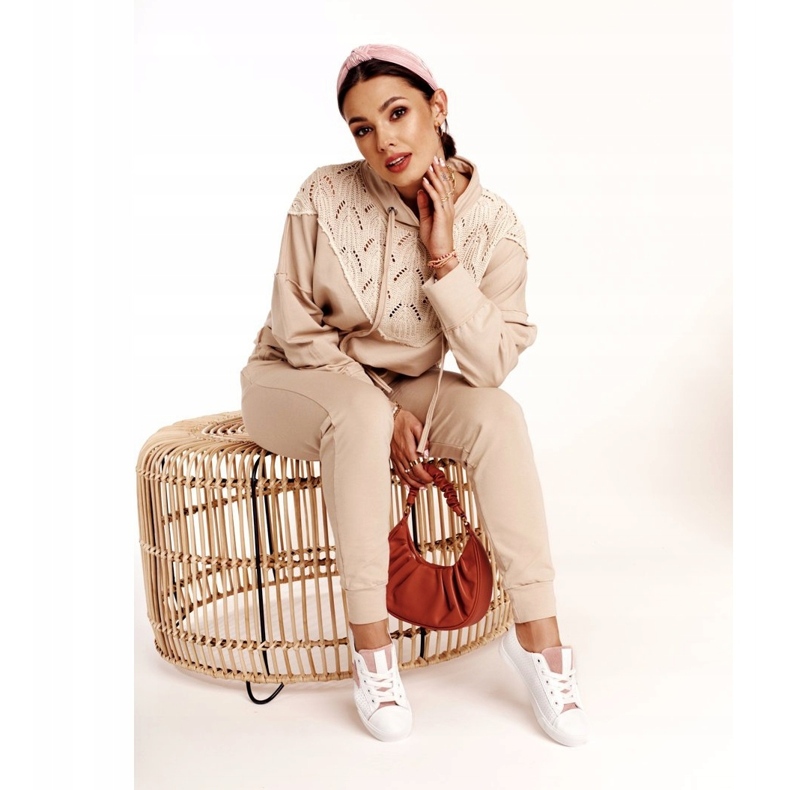 Baskets féminines avec une étoile Big Star DD274691 Blanc et rose 2