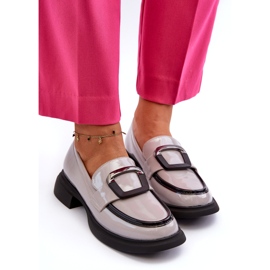 Vinceza Mocassins en cuir verni pour femme, gris 4 Vinceza Mocassins en cuir verni pour femme, gris 4