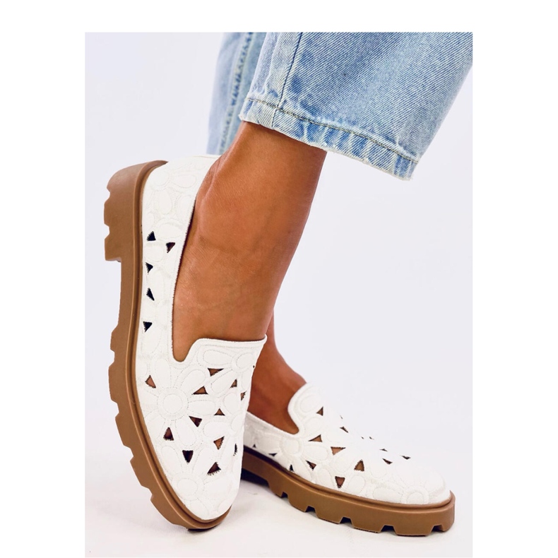 Mocassins blancs ajourés blanche 1