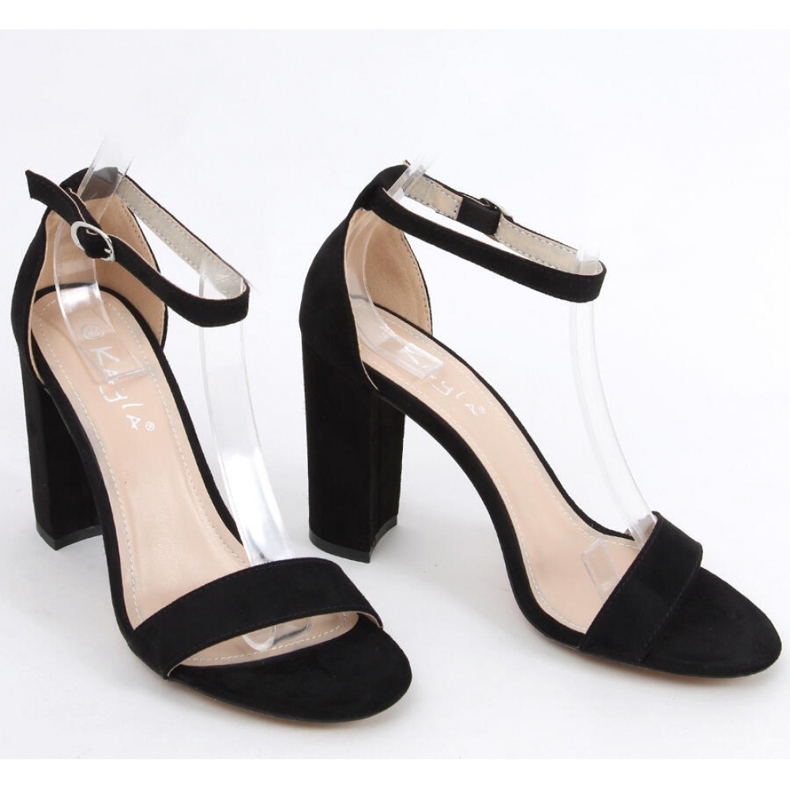 Sandales noires à talons hauts le noir 1