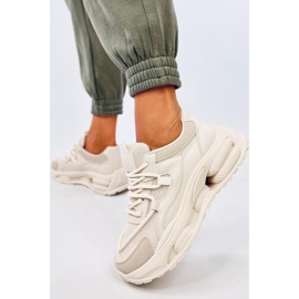 Baskets femme beiges 1