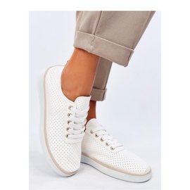 Baskets ajourées blanc 1