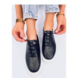 Baskets ajourées noires 1