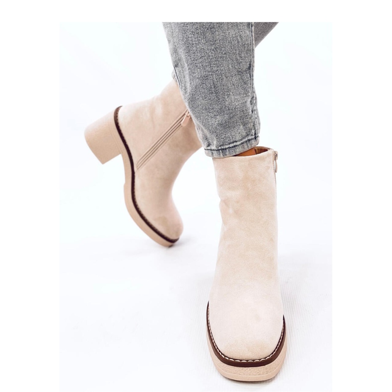 Bottines en daim à talons larges Eliza Beige - Inello 2