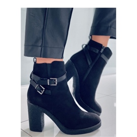 Bottes noires à talons hauts le noir 1