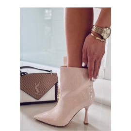 Bottines laquées beiges 2