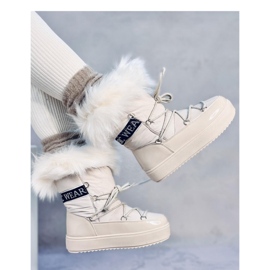 Boots de neige en fourrure beige 1 Boots de neige en fourrure beige 1