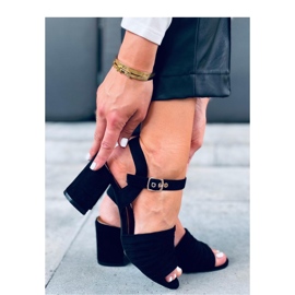 Sandales à talons noires le noir 2