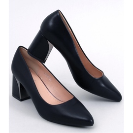 Escarpins noirs à talons hauts le noir 1