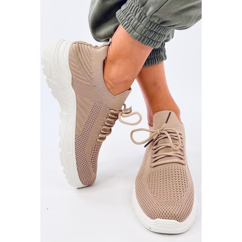 Chaussures de sport chaussettes kaki brun 1 Chaussures de sport chaussettes kaki brun 1