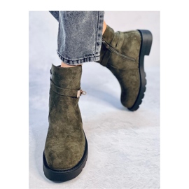 Bottines plates en daim vert 2