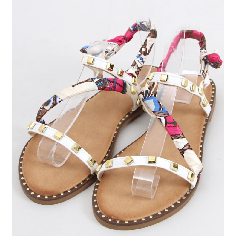 Sandales plates blanches pour femme 1